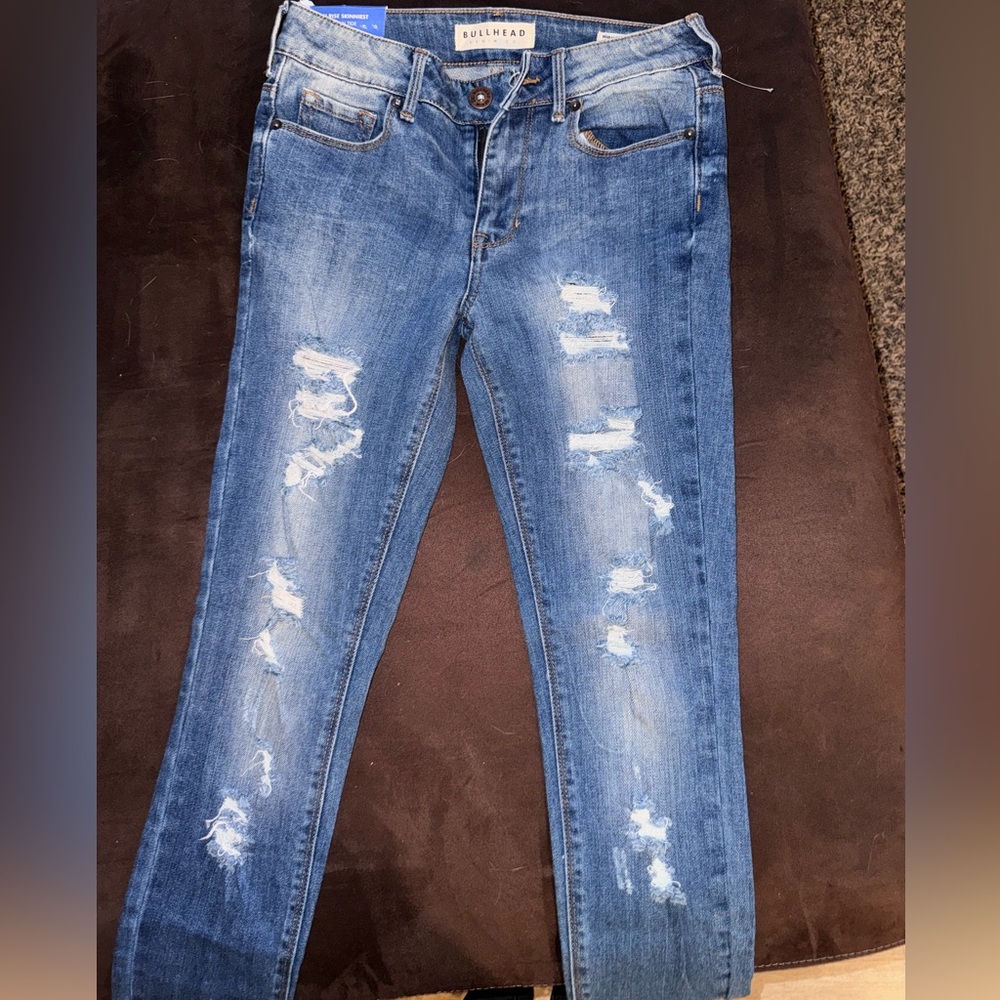 Bullhead high rise ripped skinny jeans Size 3